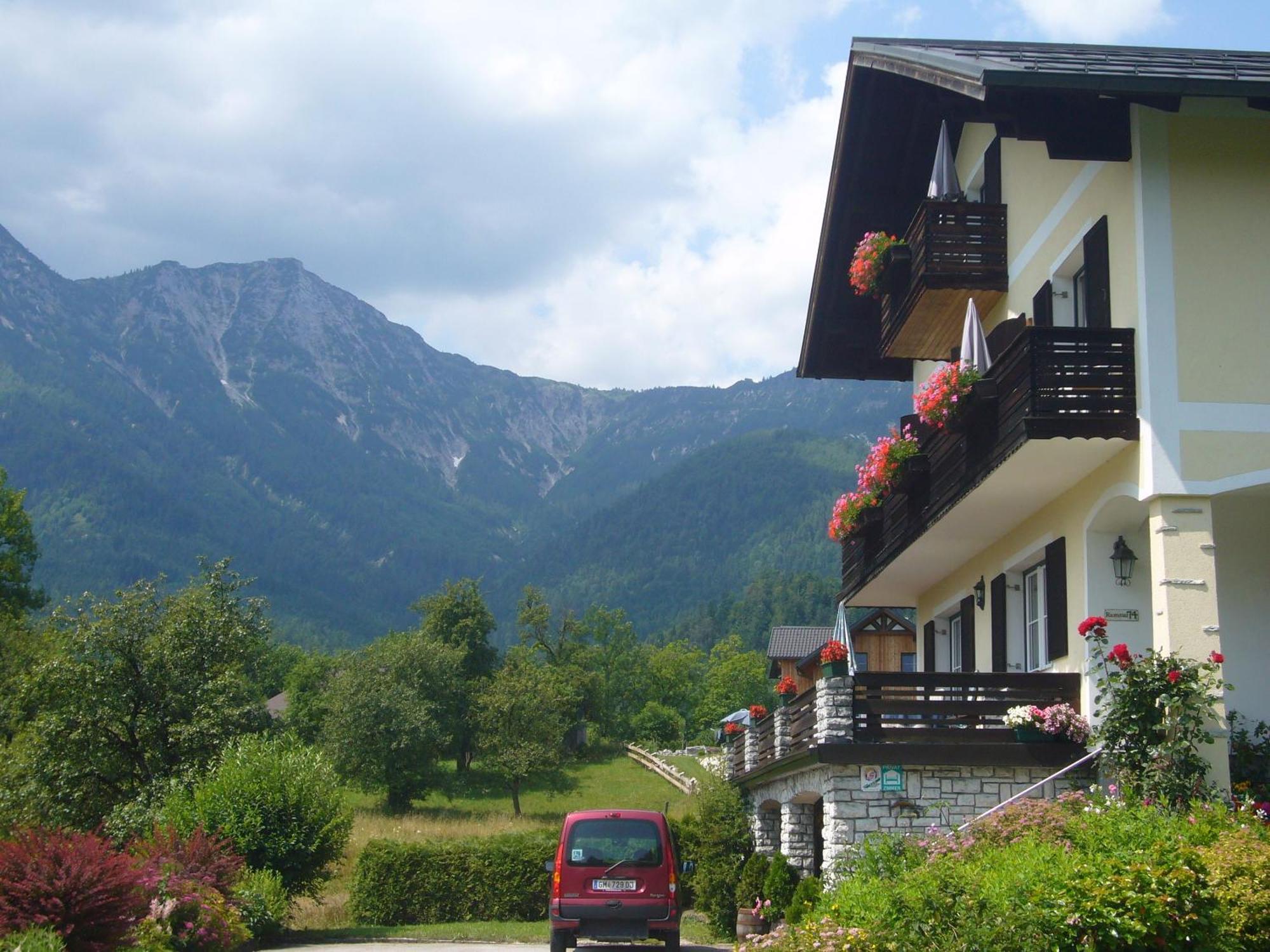 Ferienwohnungen Haus Peer Bad Goisern Ngoại thất bức ảnh